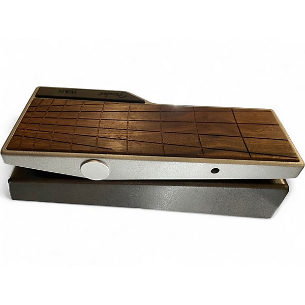 Used Fender TREAD-LIGHT WAH Effect Pedal