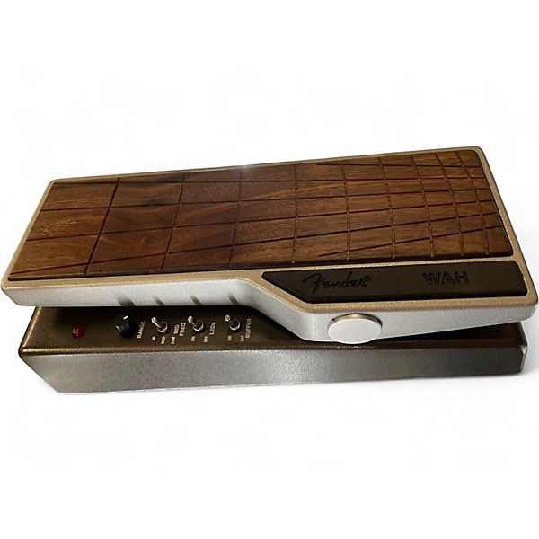 Used Fender TREAD-LIGHT WAH Effect Pedal