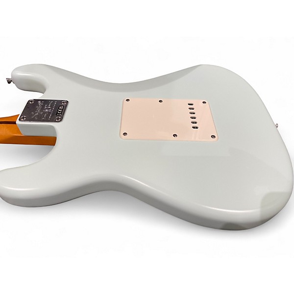 2022年製【Squire|Stratocaster】 40th Anniversary Fender Squiers -- 2022 First Look - YouTube