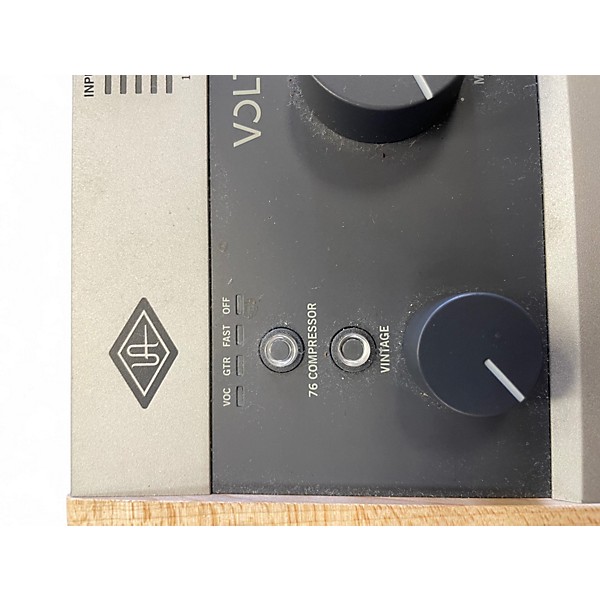 【USED】universal audio VOLT176 Amazon.com: Universal Audio Volt 176 USB Recording Studio