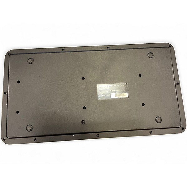 Used Samson Graphite 25 Key MIDI Controller