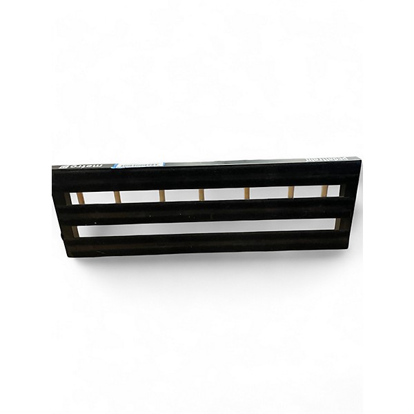 Used Pedaltrain metro24 Pedal Board