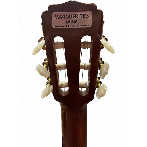 Used Giannini AWM 85 Natural Classical Acoustic Guitar