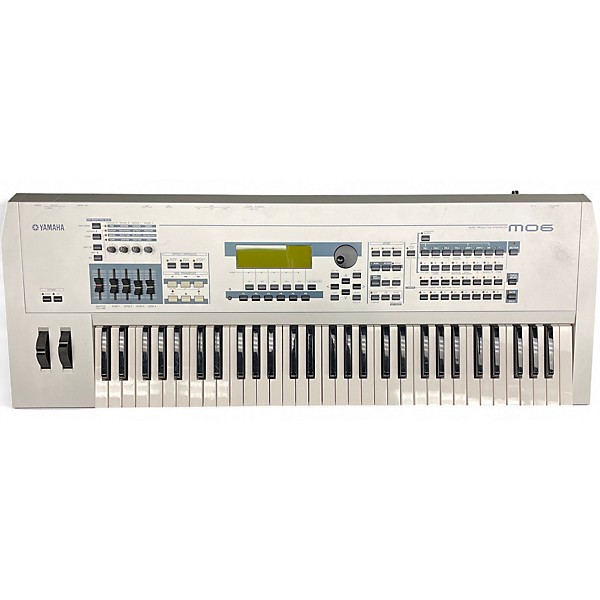 ミュージシャン TK566 Used Yamaha MO6 61 Key Keyboard Workstation | Guitar Center