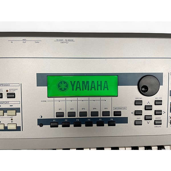 ミュージシャン TK566 Used Yamaha MO6 61 Key Keyboard Workstation | Guitar Center