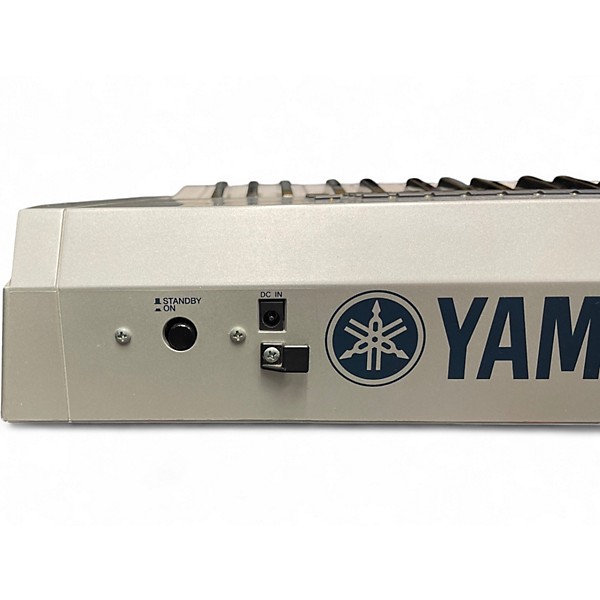 ミュージシャン TK566 Used Yamaha MO6 61 Key Keyboard Workstation | Guitar Center