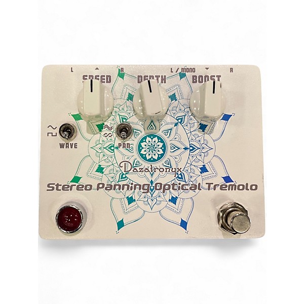 Used Dazatronyx STERO PANNING OPTICAL TREMOLO Effect Pedal