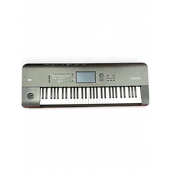 Used KORG nautilus 61 Keyboard Workstation