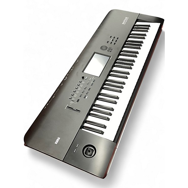 Used KORG nautilus 61 Keyboard Workstation