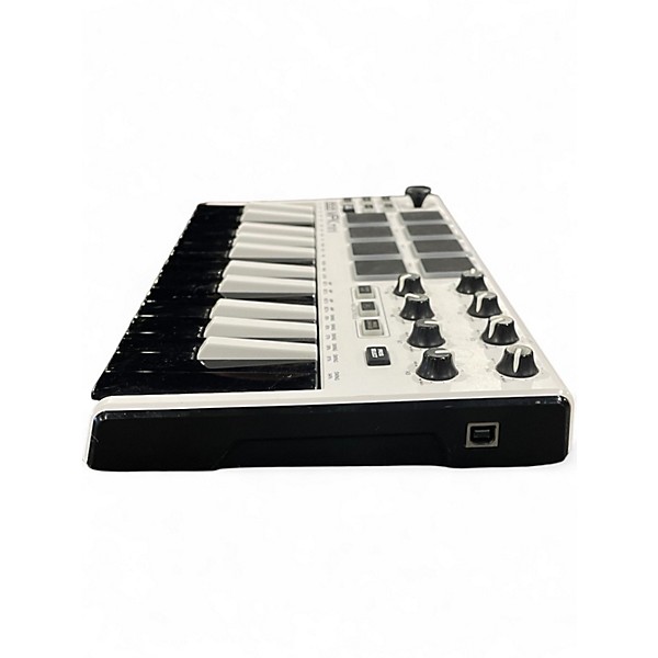 DTM・DAW AKAI PROFESSIONAL MPK mini Used Akai Professional MPK Mini MIDI Controller | Guitar Center