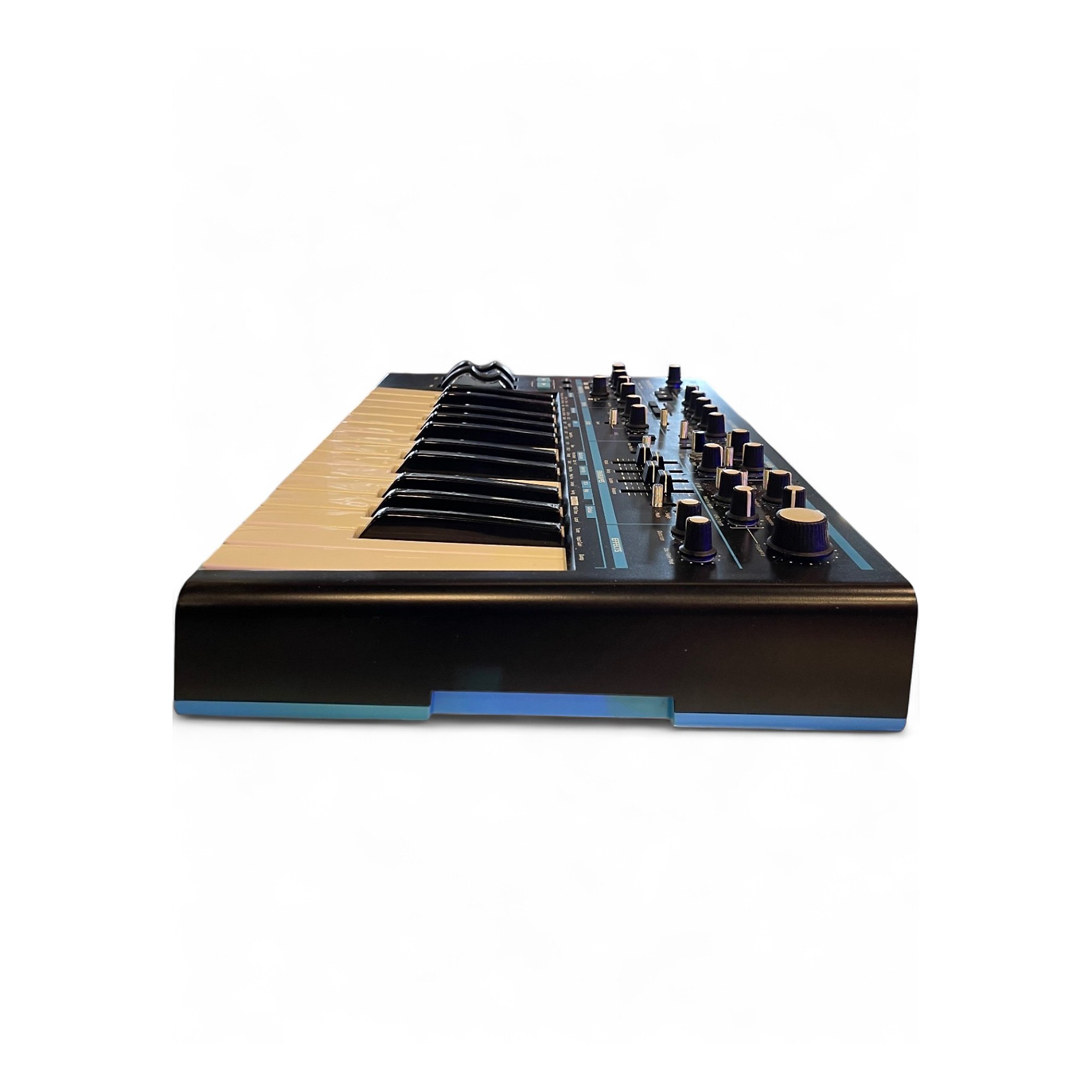 Used Novation Bass Station II Synthesizer | Guitar Center