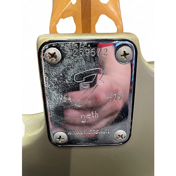 Vintage 1980 Fender 25th anniversary strat Inca Silver Solid Body Electric Guitar