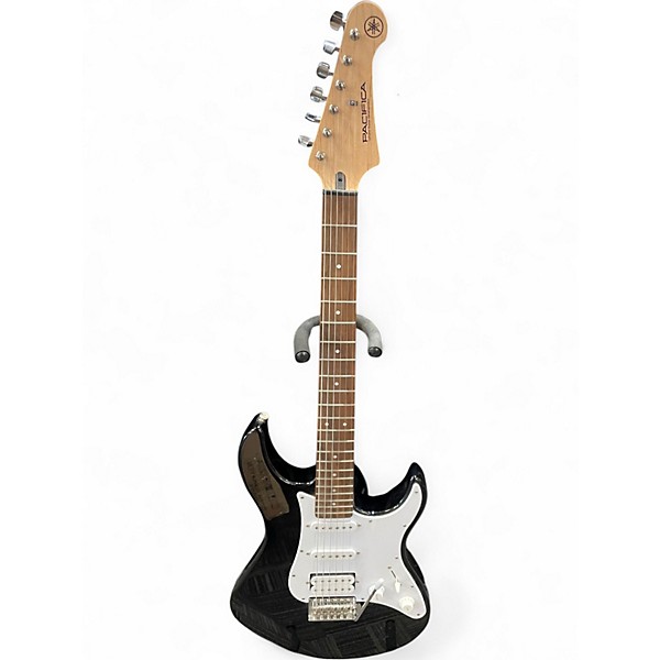 まげ YAMAHA PACIFICA GUITAR LEFTY Yamaha Pacifica 112 L