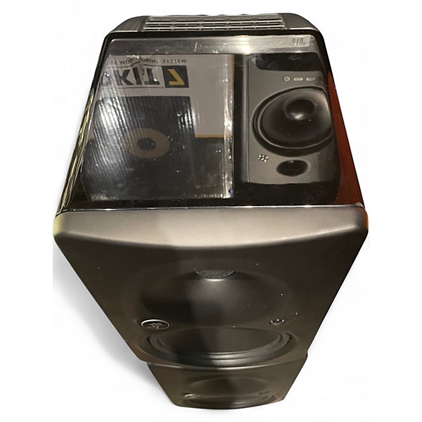 Used Mackie HR824 MKII Pair Powered Monitor