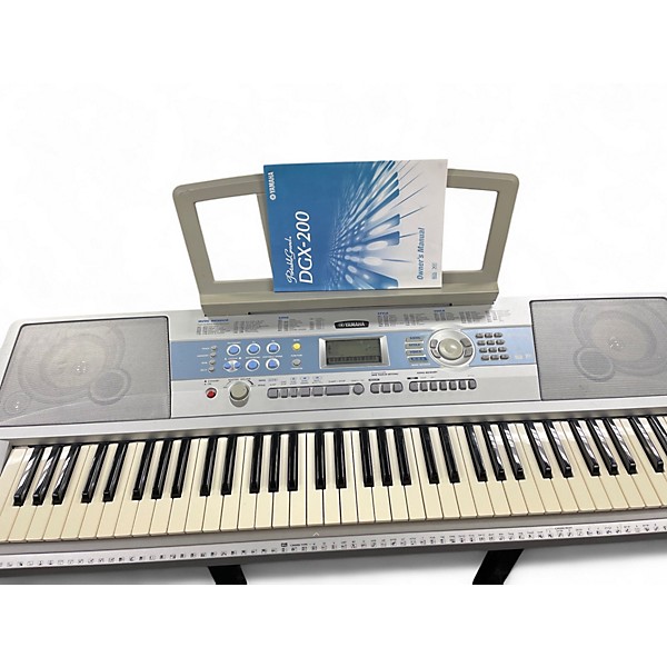 ヤマハ　電子キーボード　全鍵盤音確認済　DGX-200 Used Yamaha DGX-200 Portable Keyboard | Guitar Center