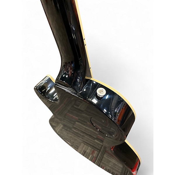 Used Gibson Les Paul Classic Black Solid Body Electric Guitar