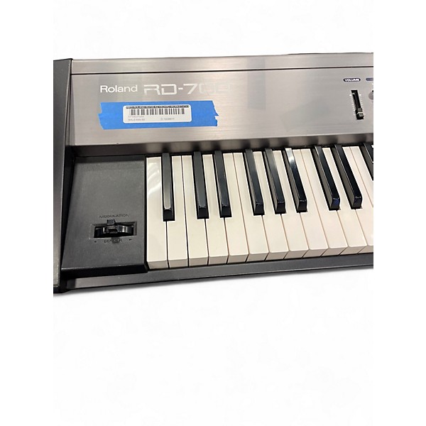 Used Roland RD700 Keyboard Workstation