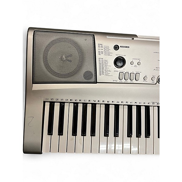 Used Yamaha psr313