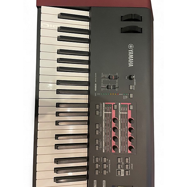 Used Yamaha MOXF8 88 Key Keyboard Workstation