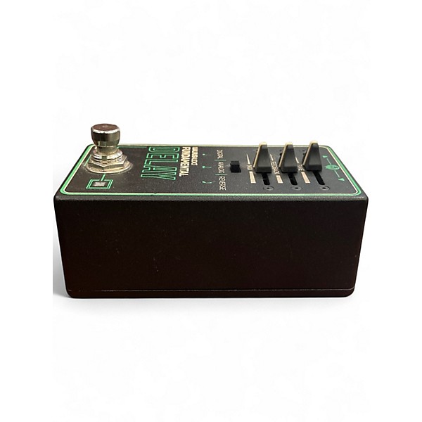 Used Walrus Audio Fundamental Delay Effect Pedal
