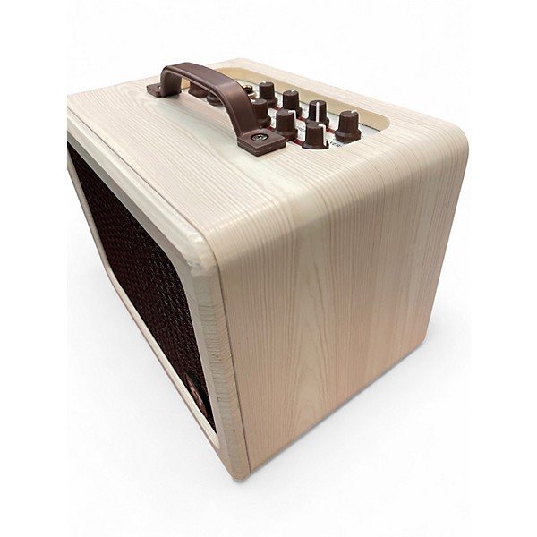 Used ZT ACOUSTIC Battery Powered Amp