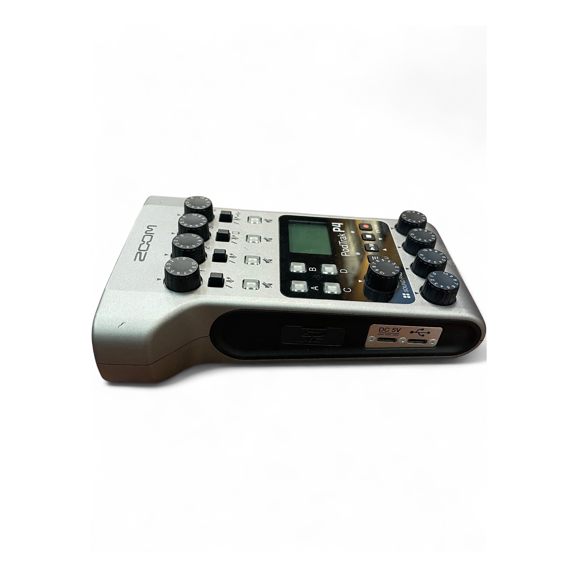 Used Zoom PODTRAK P4 MultiTrack Recorder | Guitar Center