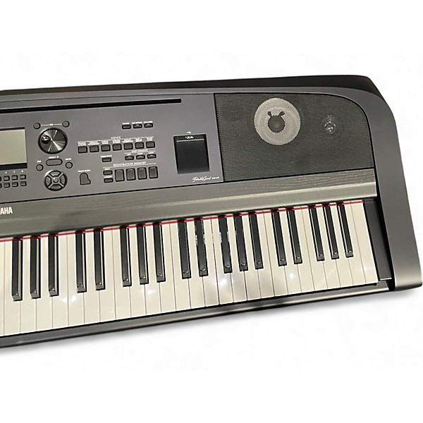 Used Yamaha DGX670B Stage Piano