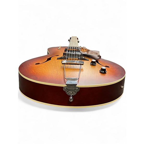 Used Godin 5th CW Avenue Kingpin II Cognac Burst Hollow Body