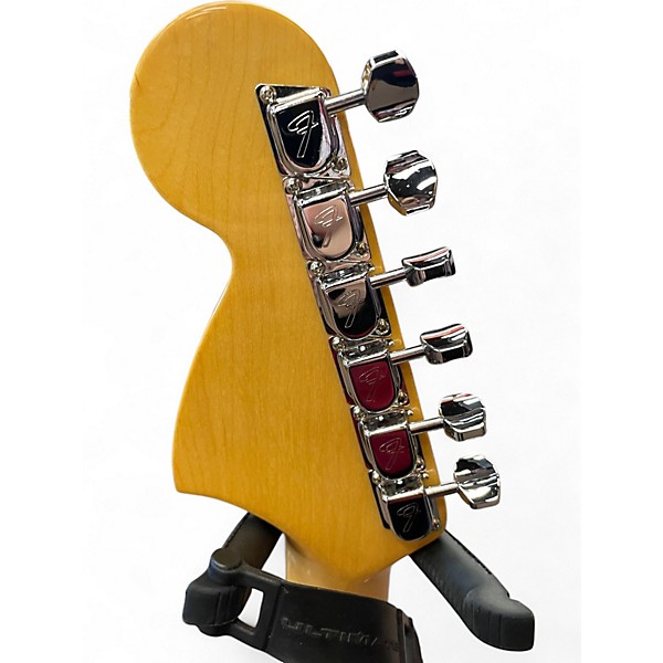 Used Fender AMERICAN VINTAGE II 1973 Stratocaster Lake Placid Blue Solid Body Electric Guitar