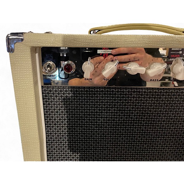 Used Celestion STAGE RIGHT W/ 1X12 BLACK SHADOW Guitar Combo Amp