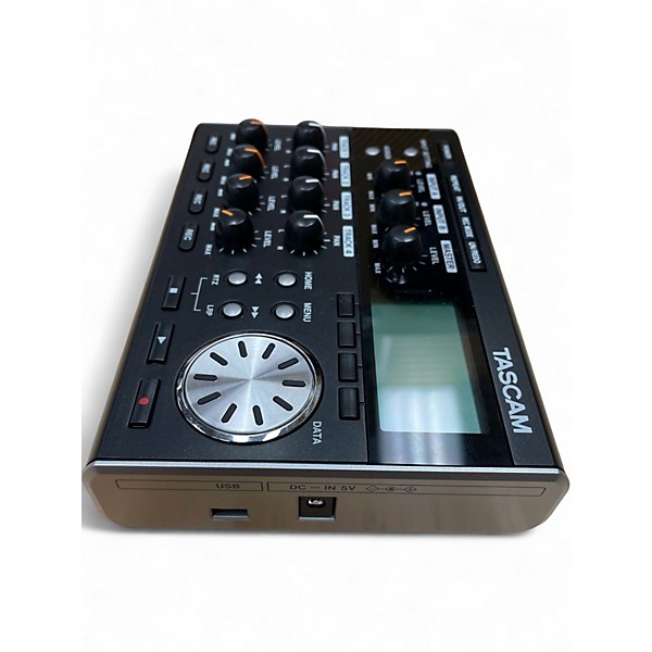 TASCAM DP-004　MTR TASCAM DP-004 4-track SD/SDHC Digital MTR Multi Track