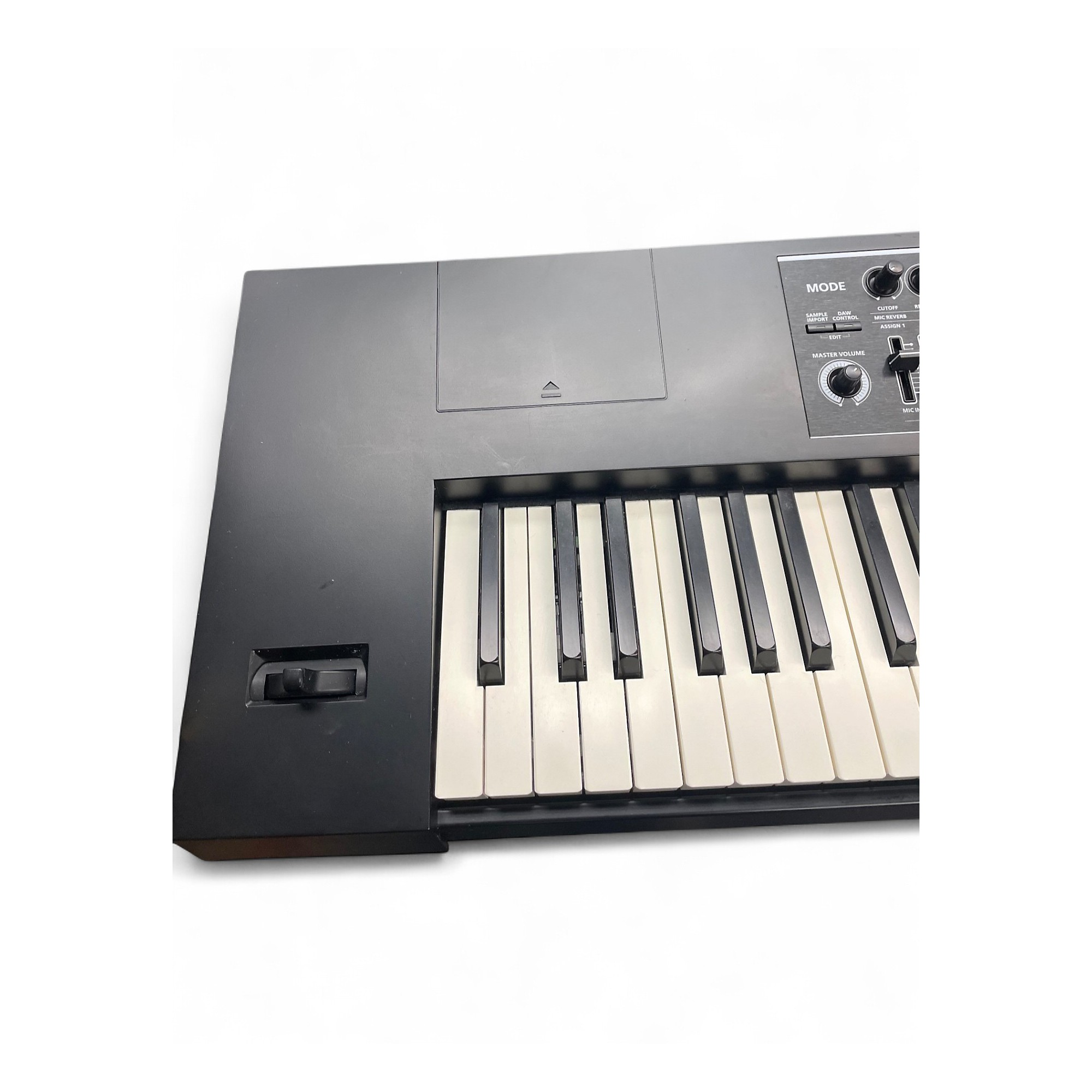 Roland　JunoDS88 Roland_JUNO-D8_01.jpg