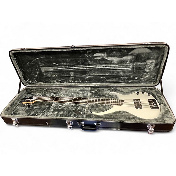 Used Kramer Disciple D1 White Electric Bass Guitar