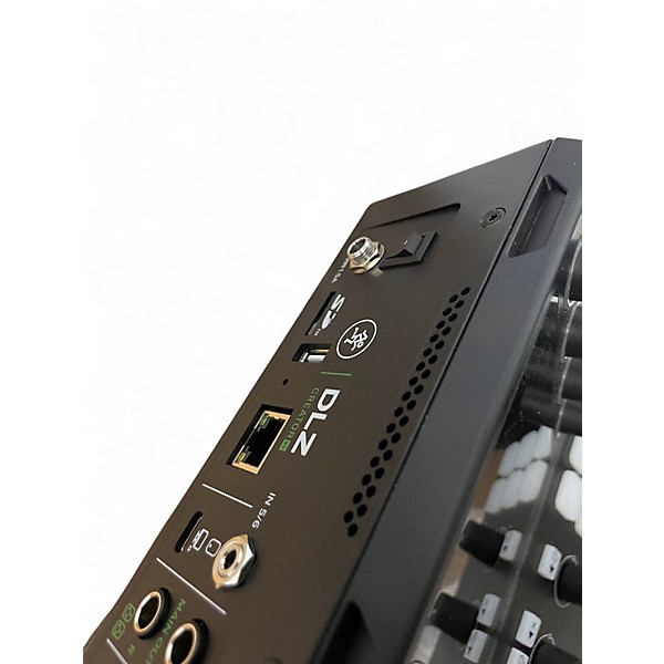 Used Mackie DLZ CREATOR XS Digital Mixer