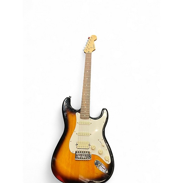 【美品】Squier Bullet SSH Squier Bullet Stratocaster HSS with Tremolo Limited-Edition