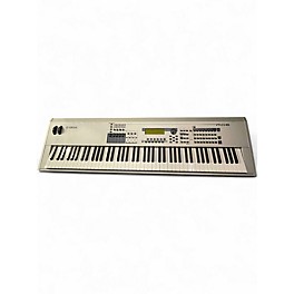 Used Yamaha MO8 88 Key Keyboard Workstation