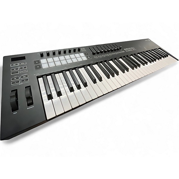 【超美品】NOVATION Launchkey 61 MK3 【セット】 LK61-Overhead-2400-x-