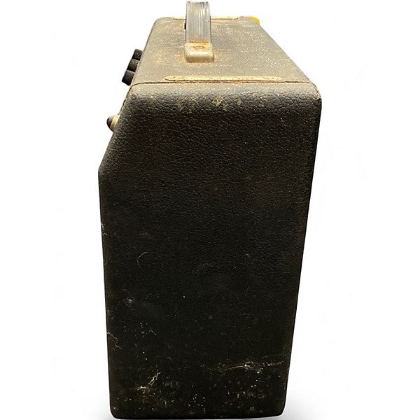 Vintage 1965 Fender CHAMP Tube Guitar Combo Amp