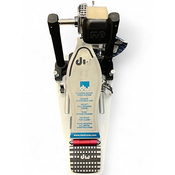 Used DW 9000 Series Single Single Bass Drum Pedal