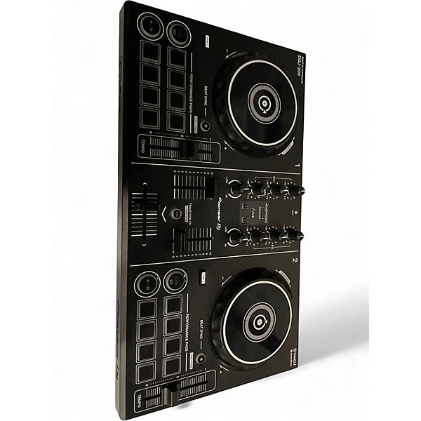 Used Pioneer DJ DDJ200 DJ Controller | Guitar Center Used Pioneer DJ DDJ200 DJ Controller | Guitar Center