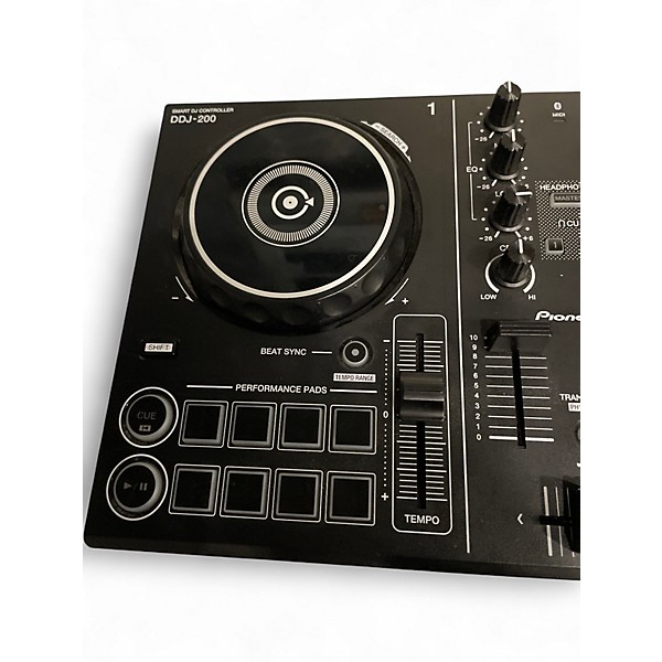 Used Pioneer DJ DDJ200 DJ Controller | Guitar Center Used Pioneer DJ DDJ200 DJ Controller | Guitar Center