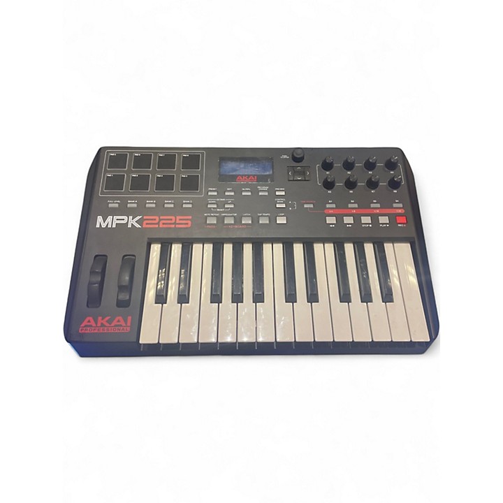 AKAI MPK225　中古品　本体のみ　 MIDIキーボード パッド付 Amazon | AKAI professional アカイ MIDIキーボード 25鍵 MPK225