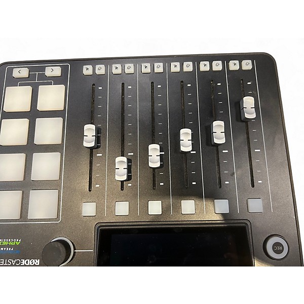 Used RODE RODECASTER II Unpowered Mixer
