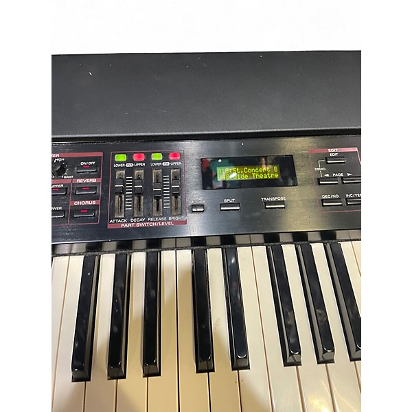 Used Roland rd600 Synthesizer | Guitar Center