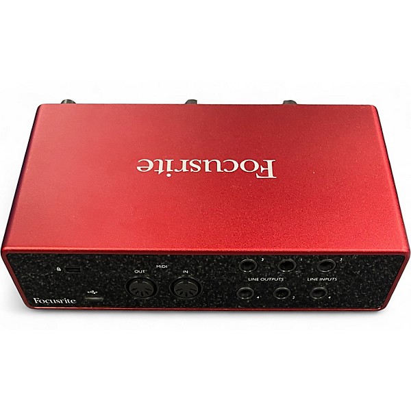 Used Focusrite Scarlett 4i4 Audio Interface