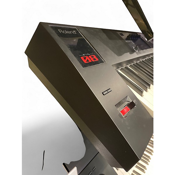 Used Roland FA08 Keyboard Workstation