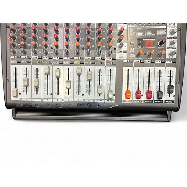 BEHRINGER ( ベリンガー ) PMP4000EUROPOWERミキサー Amazon.com: Behringer Europower PMP4000 Powered Mixer - 16
