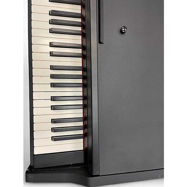 Used Roland RP102 Keyboard Workstation