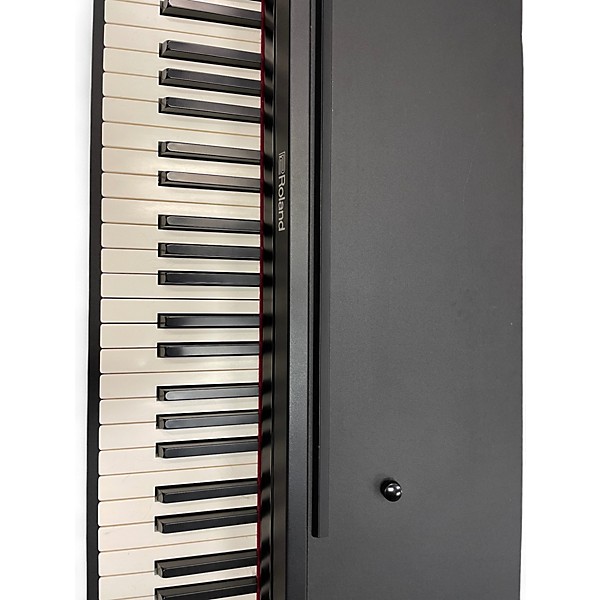 Used Roland RP102 Keyboard Workstation