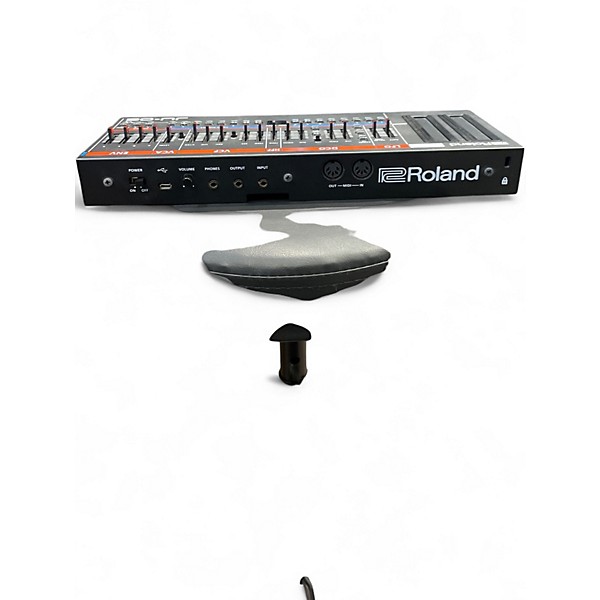 Used Roland ju06 Sound Module
